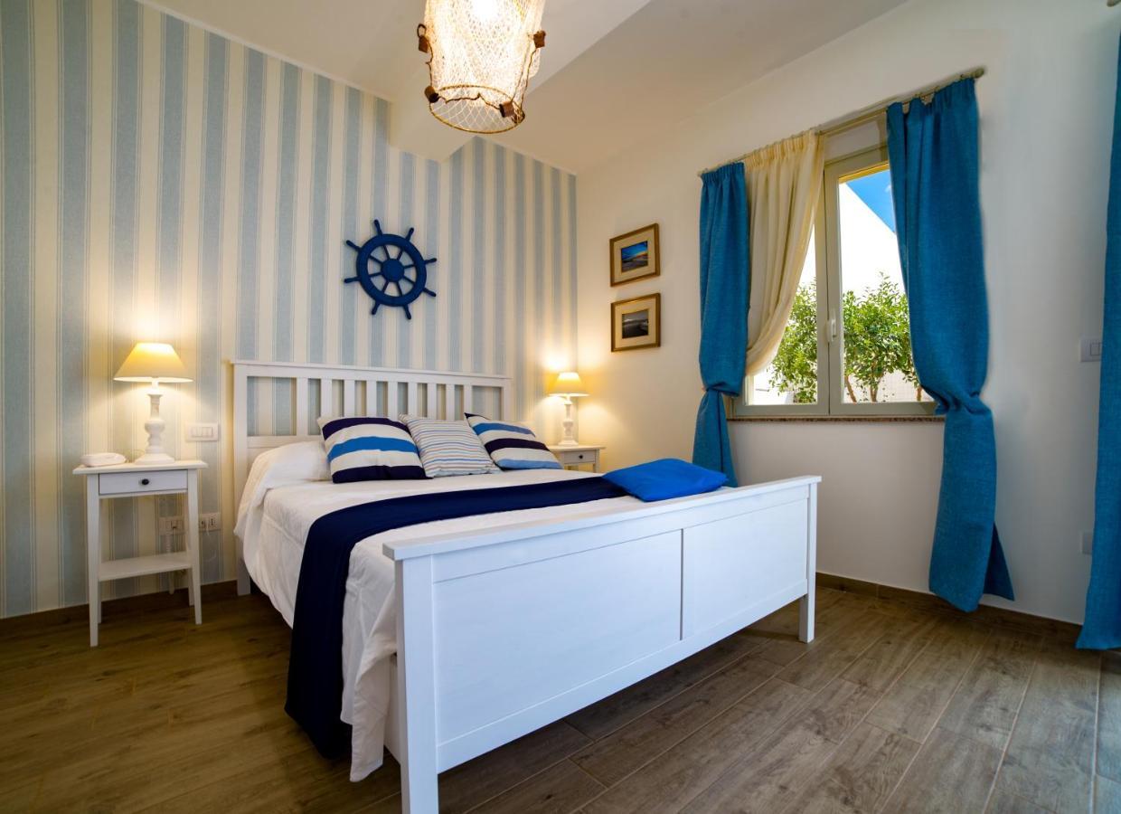 Quattro Torri B&B Santa Teresa Di Riva Eksteriør billede