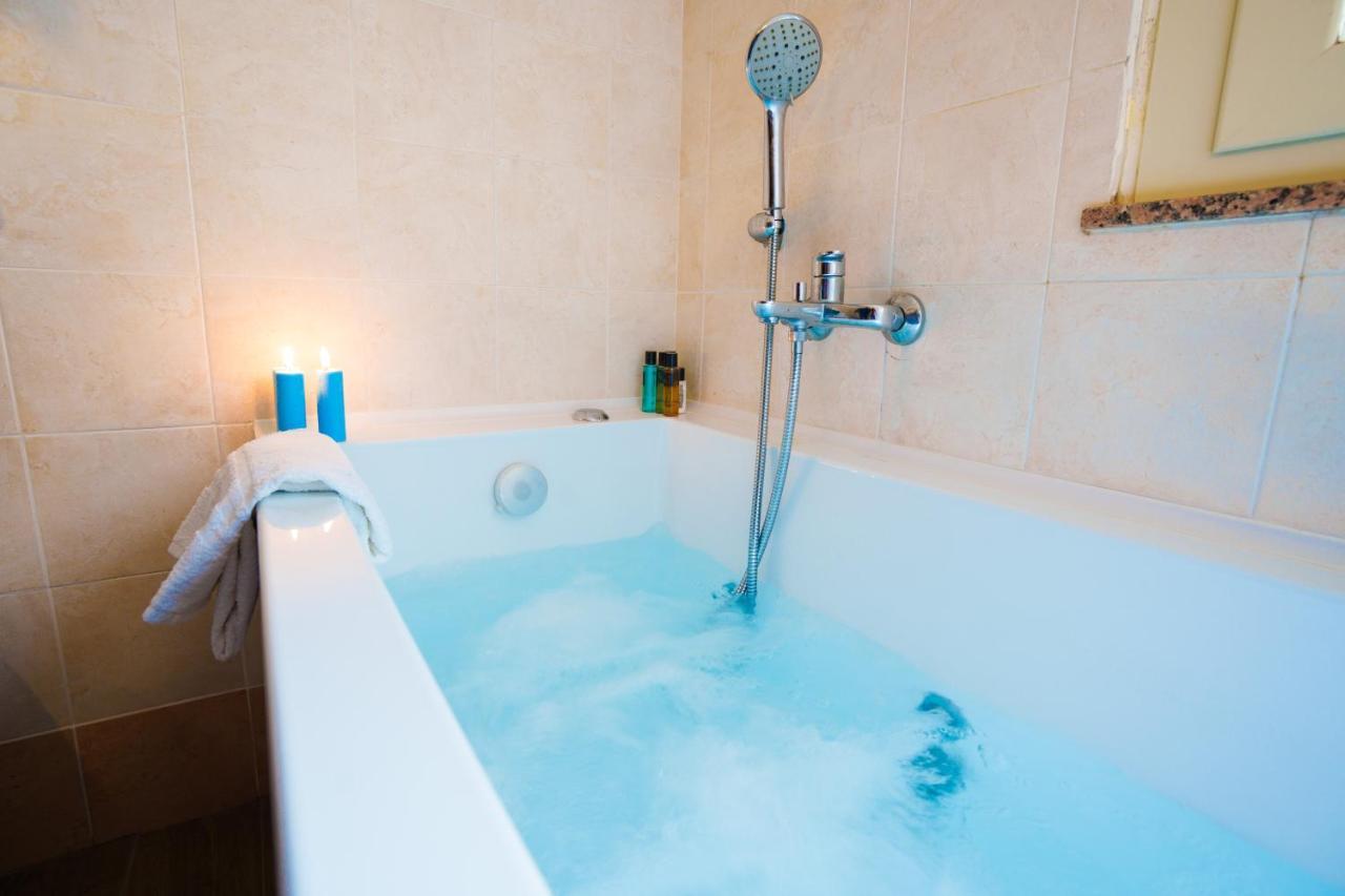 Quattro Torri B&B Santa Teresa Di Riva Eksteriør billede