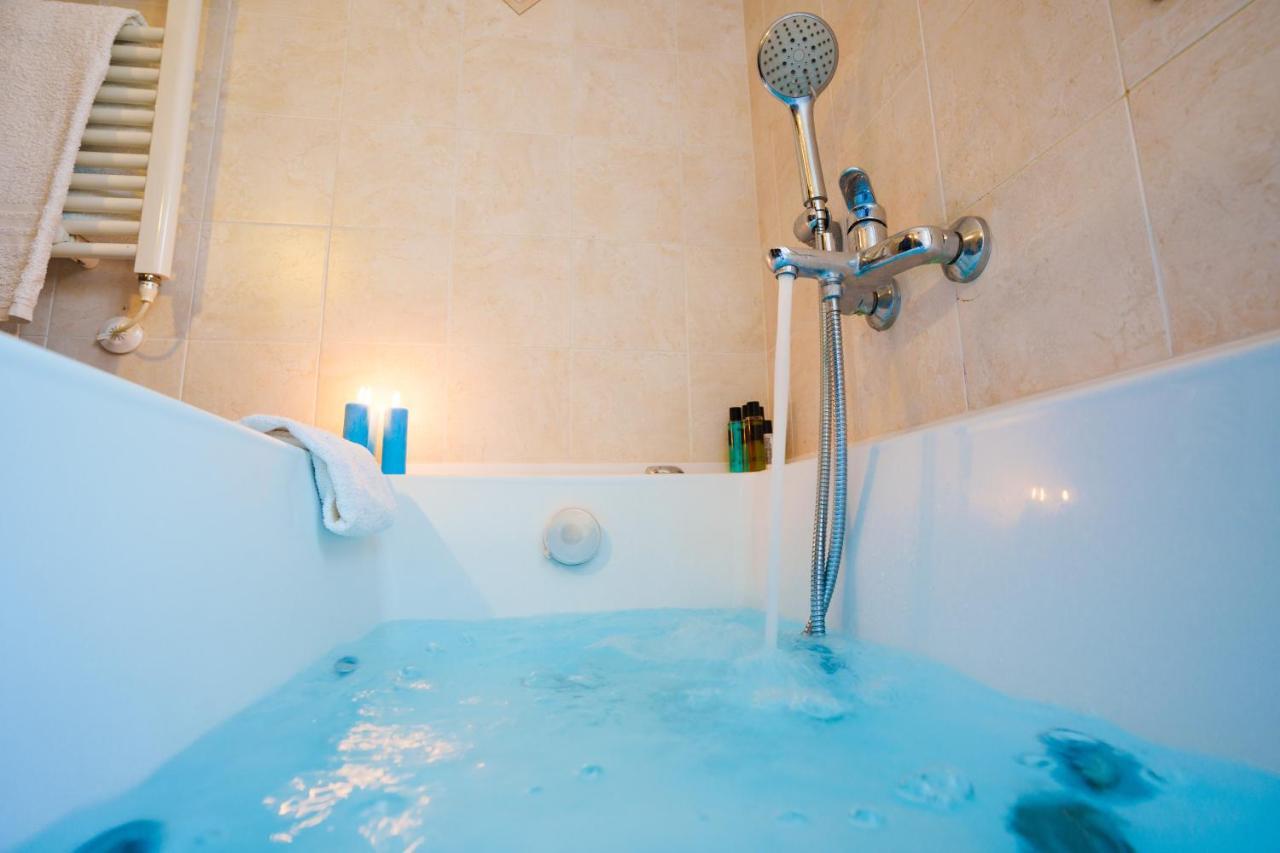 Quattro Torri B&B Santa Teresa Di Riva Eksteriør billede