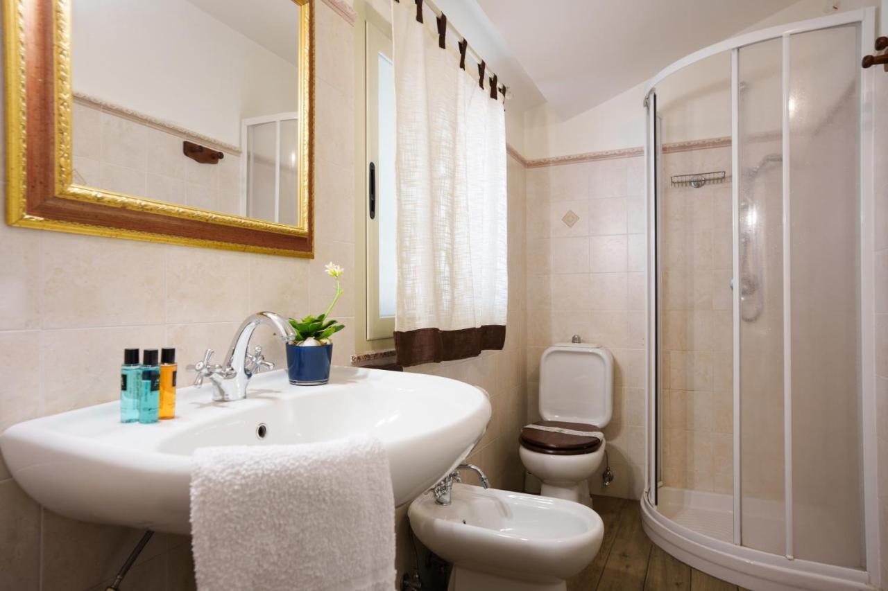 Quattro Torri B&B Santa Teresa Di Riva Eksteriør billede